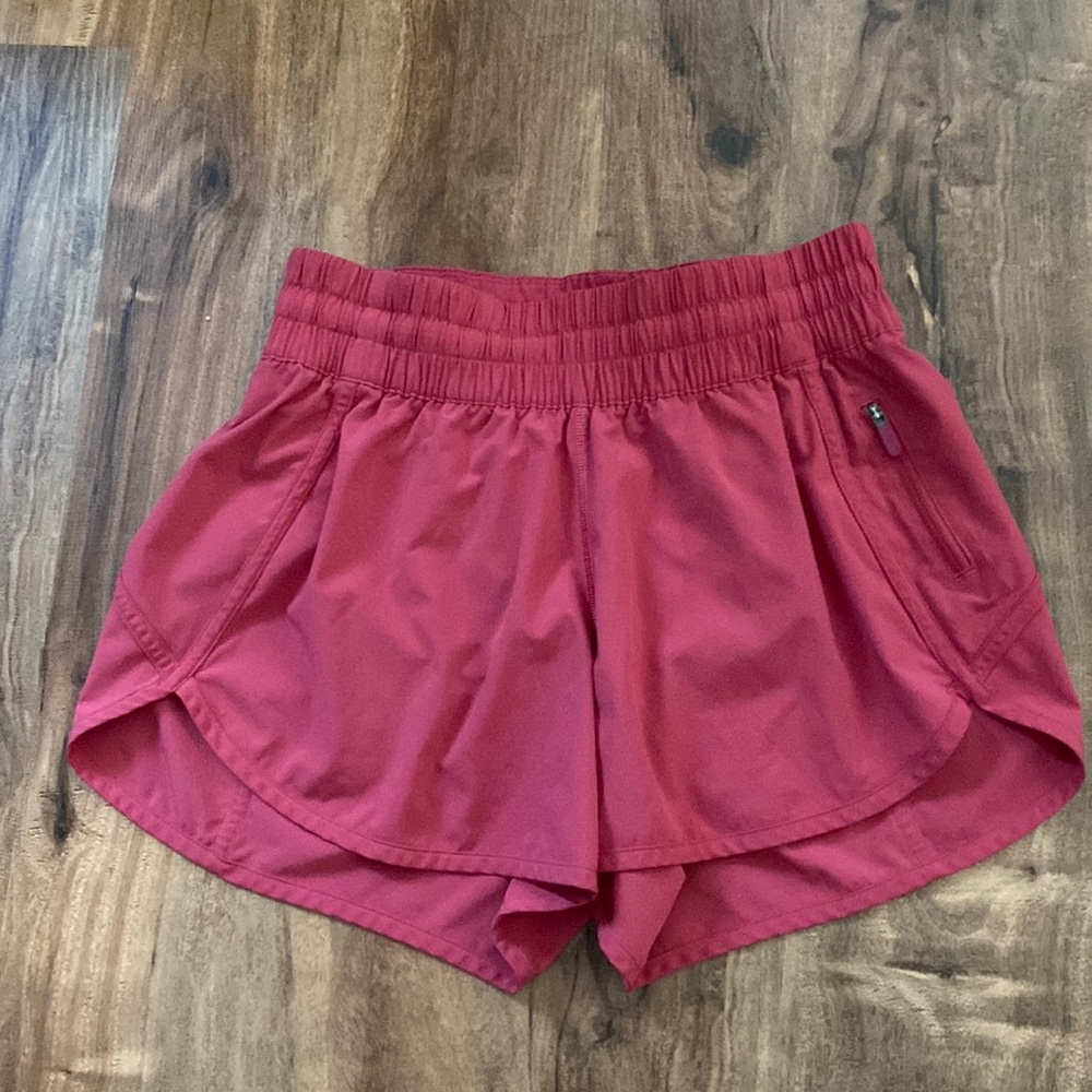 Lululemon Pink Running Short - Size: 6 Length: 3”